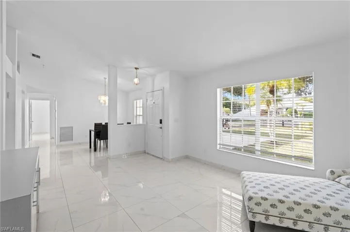 7780 Scarlet Ct, Naples, Florida 34104