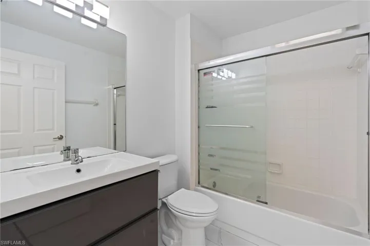 7780 Scarlet Ct, Naples, Florida 34104