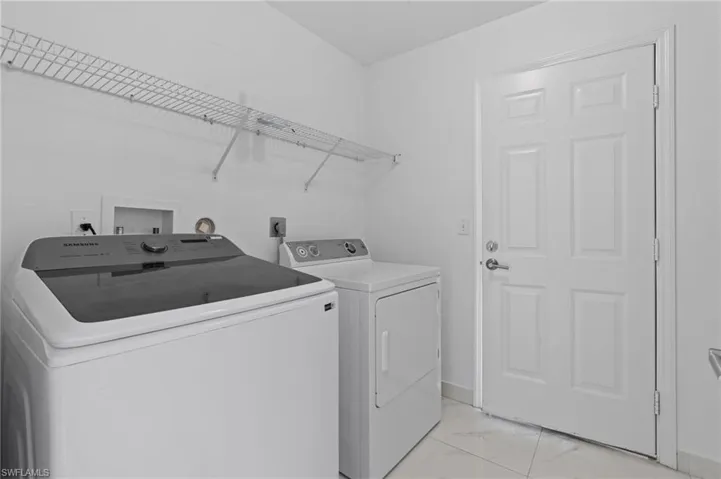7780 Scarlet Ct, Naples, Florida 34104
