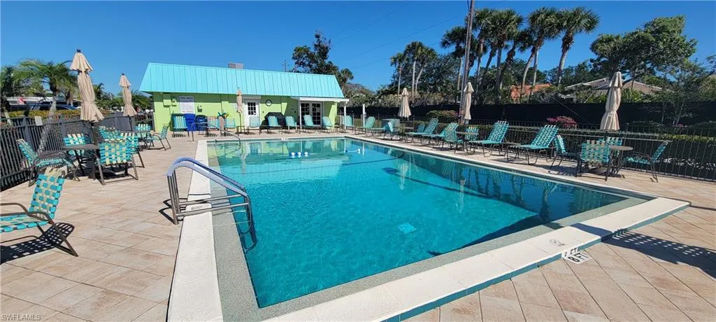 4684 Lahaina LN, Bonita Springs, FL 34134,224104752