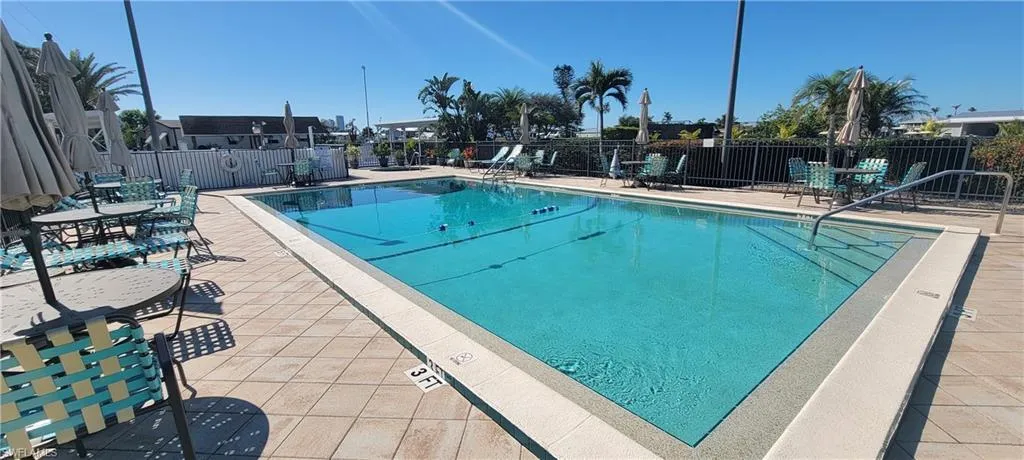 4684 Lahaina LN, Bonita Springs, FL 34134,224104752