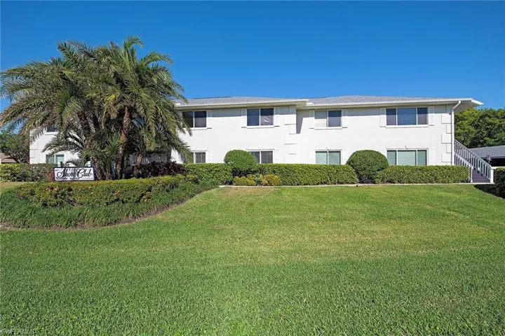 705 Neapolitan Way # 705, Naples, Florida 34103