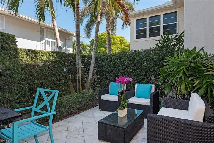 705 Neapolitan Way # 705, Naples, Florida 34103