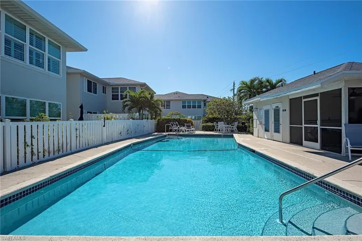 705 Neapolitan Way # 705, Naples, Florida 34103