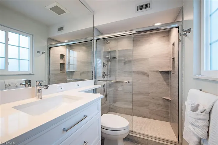 705 Neapolitan Way # 705, Naples, Florida 34103