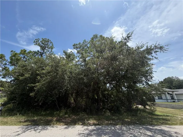 806 E 6th St, Lehigh Acres, Florida 33972