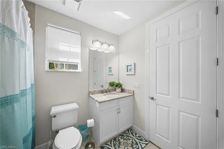 8030 Signature Club Cir 6, Naples, Florida 34113
