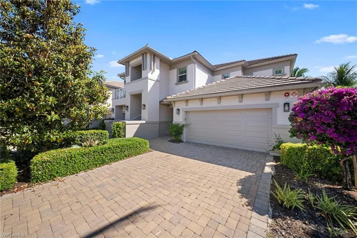 8030 Signature Club Cir 6, Naples, Florida 34113