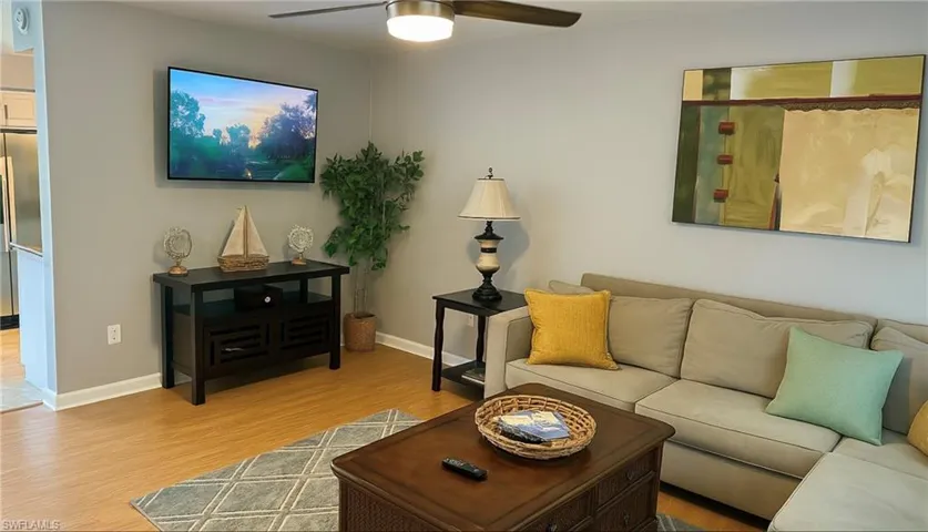 633 Palm View Dr 4, Naples, Florida 34110