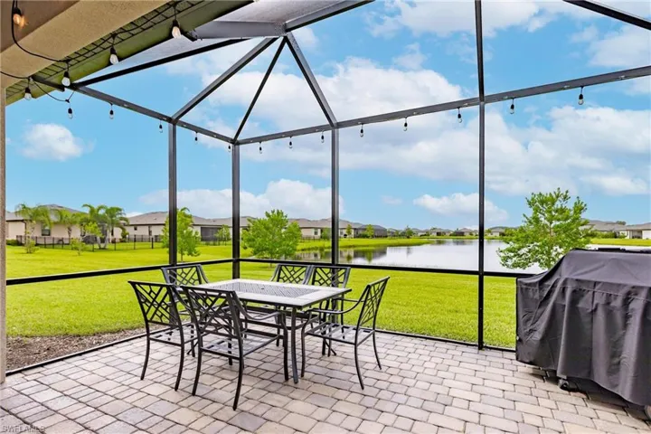14337  Vindel  CIR, Fort Myers, FL 33905