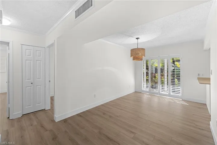 788  Park Shore  DR, Naples, FL 34103