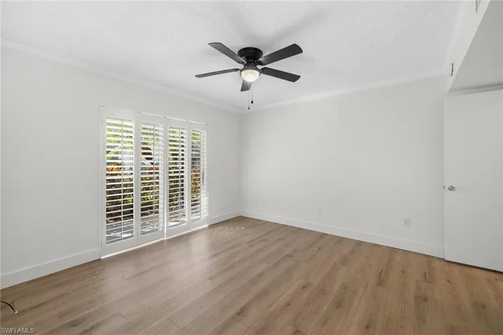 788  Park Shore  DR, Naples, FL 34103
