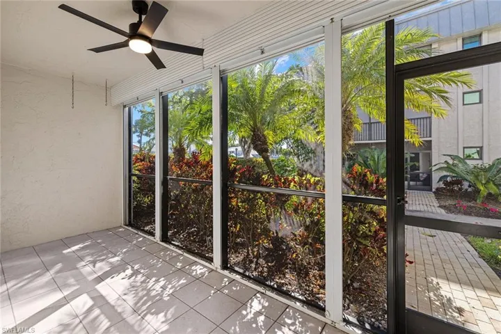 788  Park Shore  DR, Naples, FL 34103