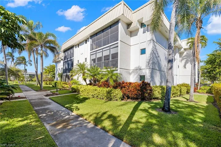 788  Park Shore  DR, Naples, FL 34103