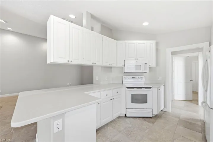 7647  Novara  CT, Naples, FL 34114