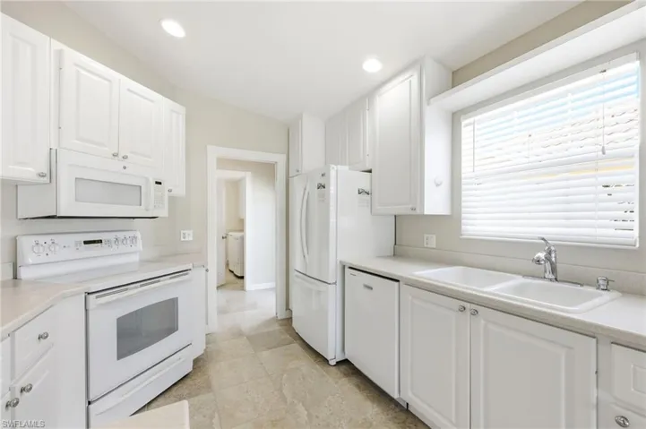 7647  Novara  CT, Naples, FL 34114
