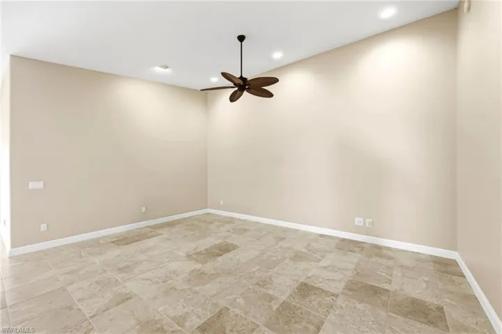 7647  Novara  CT, Naples, FL 34114