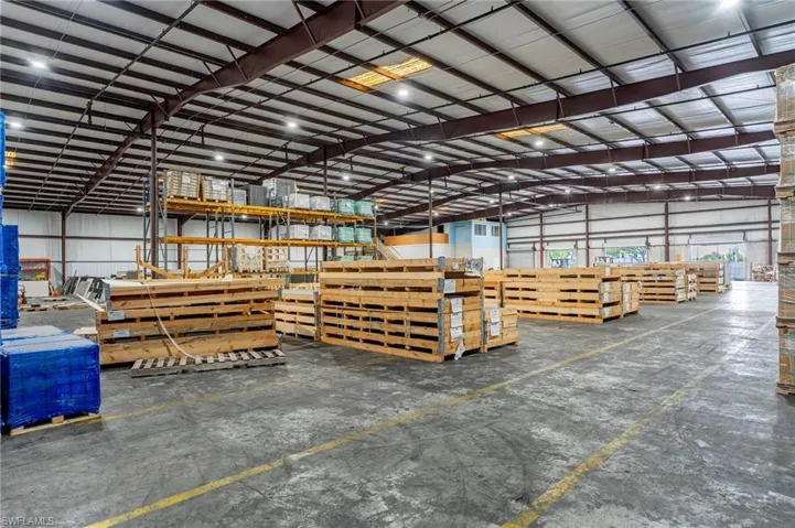 3520 Old Metro Pkwy, Fort Myers, Florida 33916