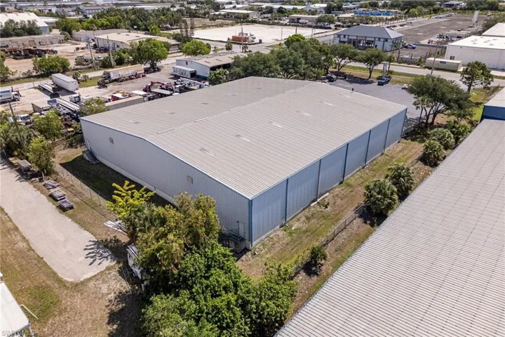 3520 Old Metro Pkwy, Fort Myers, Florida 33916