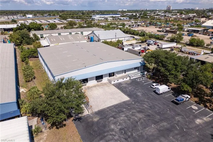 3520 Old Metro Pkwy, Fort Myers, Florida 33916