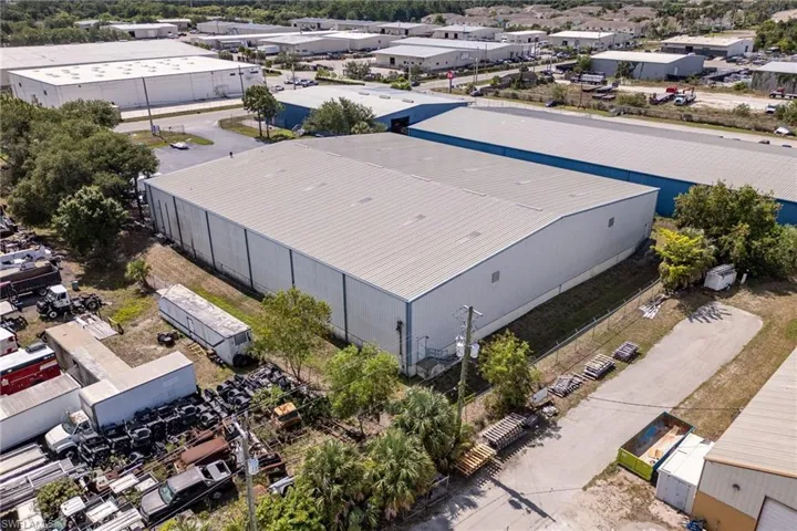 3520 Old Metro Pkwy, Fort Myers, Florida 33916