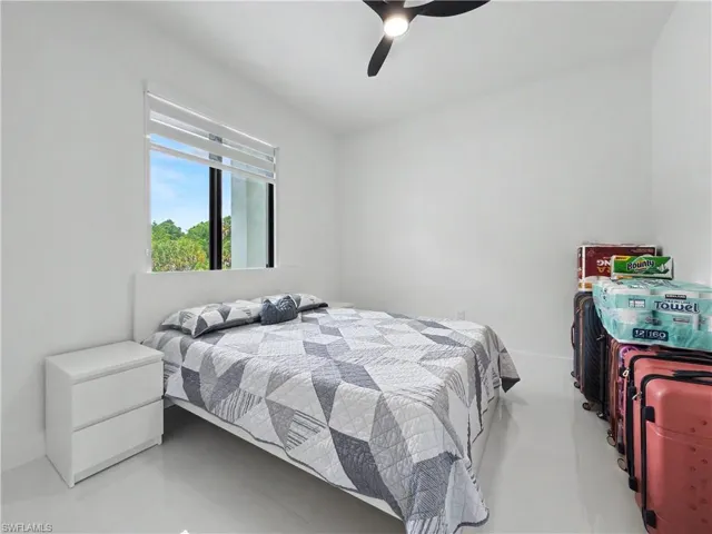 402  Thompson  AVE, Lehigh Acres, FL 33972