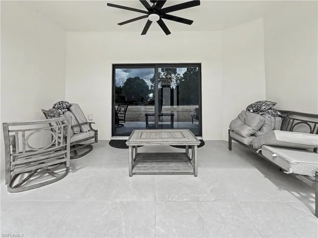 402  Thompson  AVE, Lehigh Acres, FL 33972