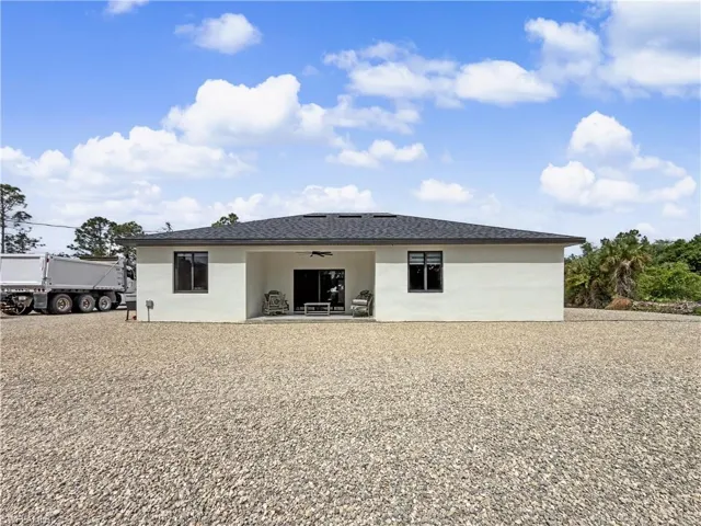 402  Thompson  AVE, Lehigh Acres, FL 33972