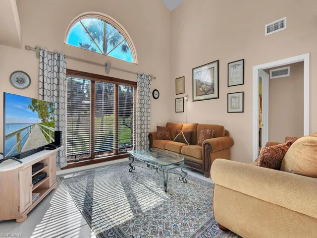 3rd bedroom used as a TV room