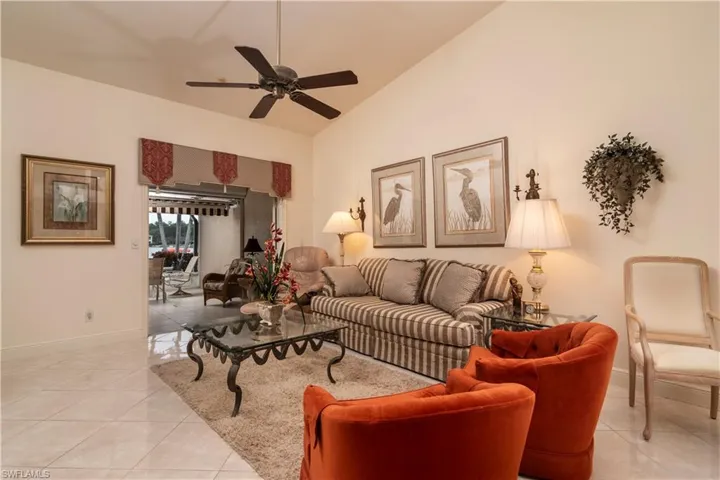 3032  West Crown Pointe  BLVD, Naples, FL 34112