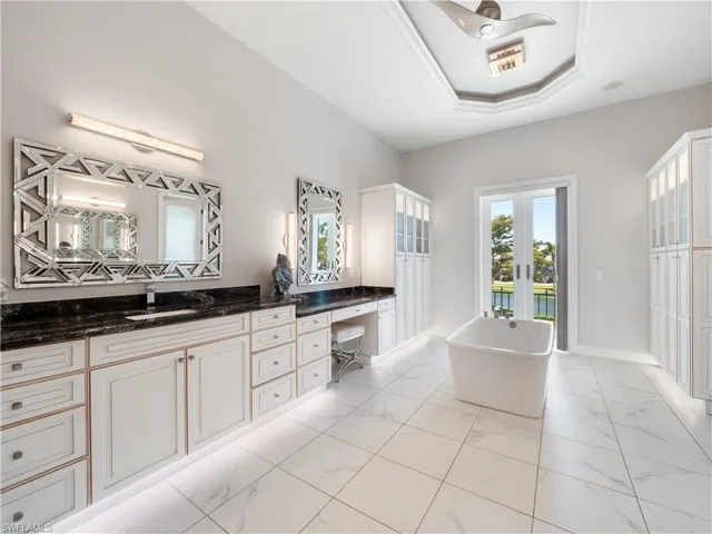 17049 Marina Cove Ln, Fort Myers, Florida 33908