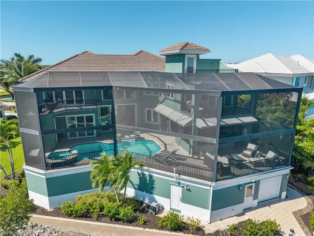 17049 Marina Cove Ln, Fort Myers, Florida 33908