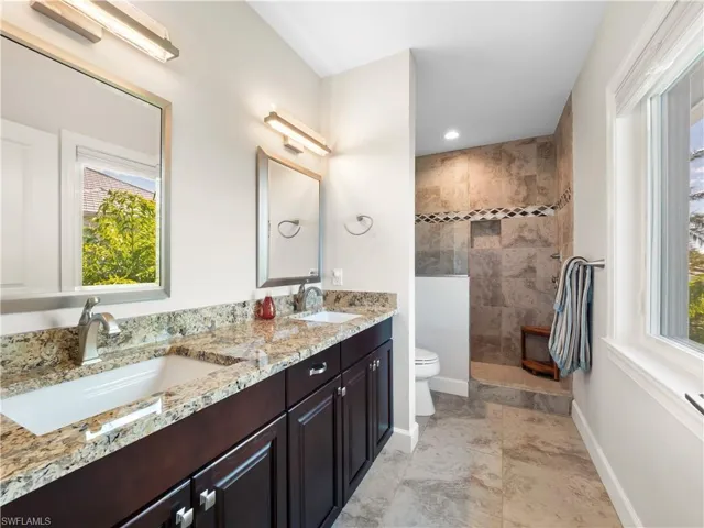 17049 Marina Cove Ln, Fort Myers, Florida 33908