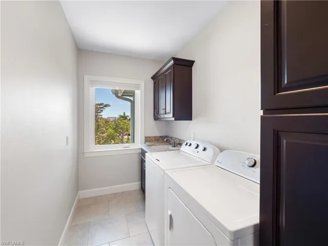 17049 Marina Cove Ln, Fort Myers, Florida 33908