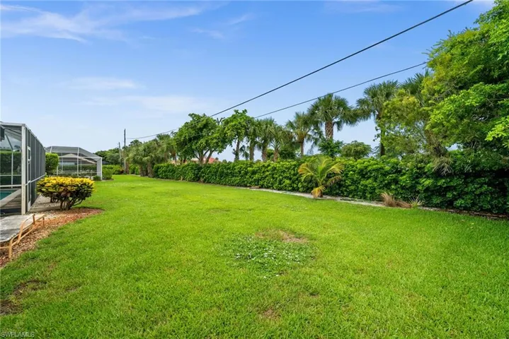 421 Palm River Blvd, Naples, Florida 34110