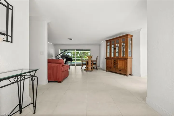 421 Palm River Blvd, Naples, Florida 34110