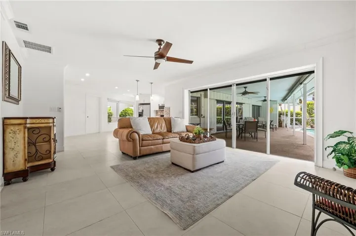 421 Palm River Blvd, Naples, Florida 34110