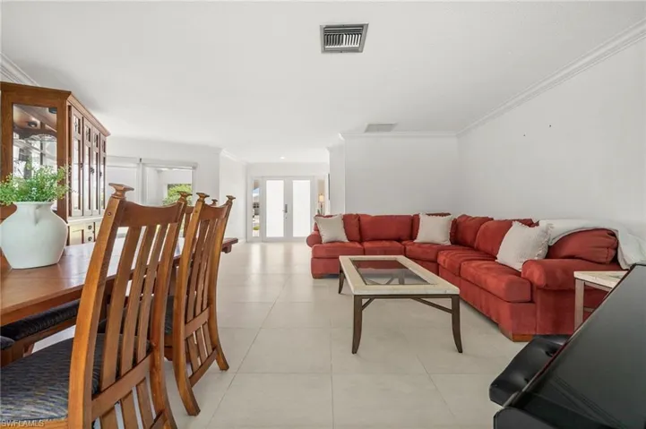 421 Palm River Blvd, Naples, Florida 34110