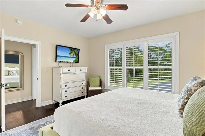 4600 Yacht Harbor Dr 412, Naples, Florida 34112