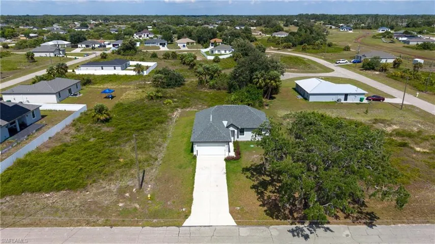3013 Adcock Dr, Labelle, Florida 33935
