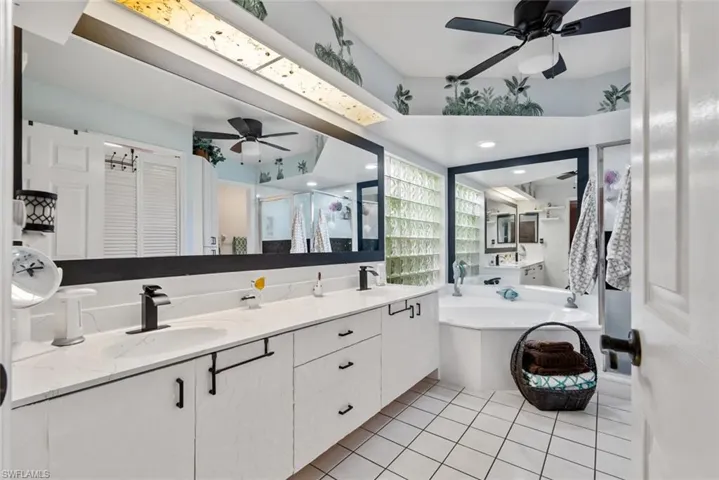 20864 Santorini Way, North Fort Myers, Florida 33917