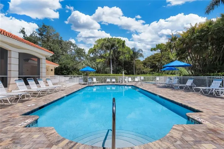 Hamptons Pool