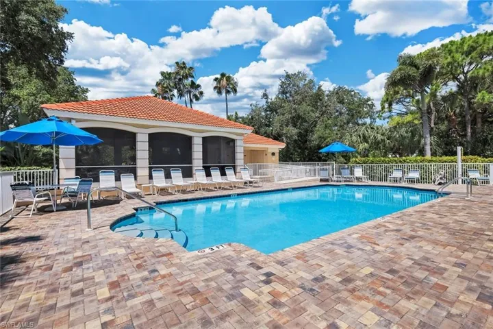 Hamptons Pool