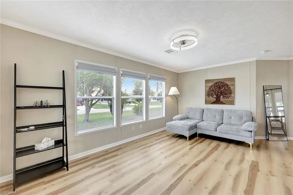 524 Menton LN, Naples, FL 34112,225045207