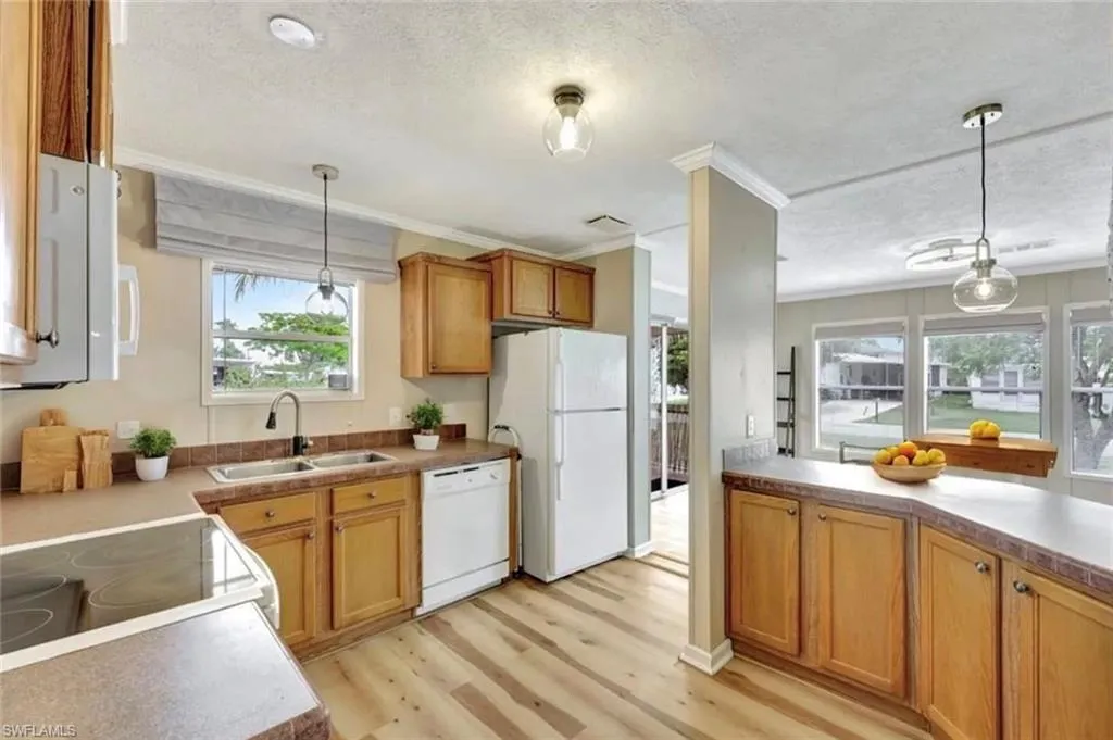 524 Menton LN, Naples, FL 34112,225045207