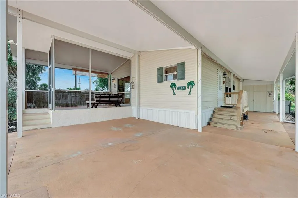 524 Menton LN, Naples, FL 34112,225045207