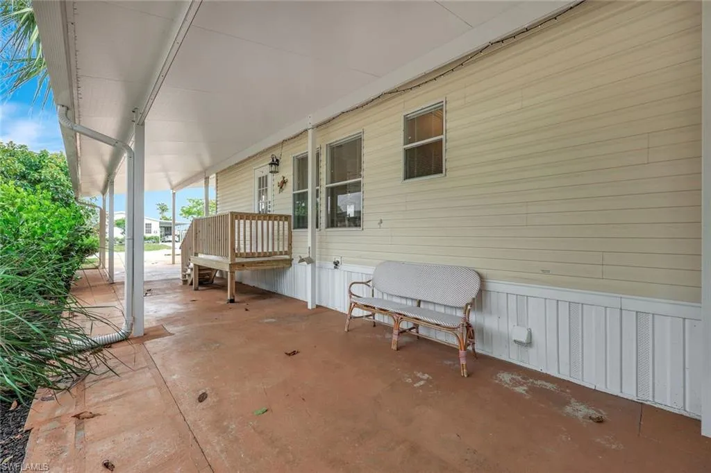 524 Menton LN, Naples, FL 34112,225045207