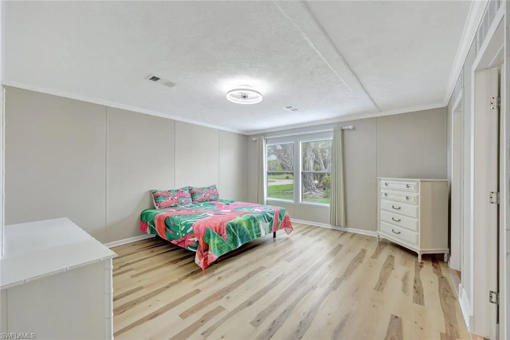 524 Menton LN, Naples, FL 34112,225045207