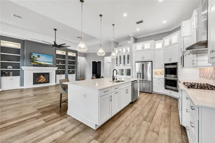 15563 Montello Ln, Naples, Florida 34114