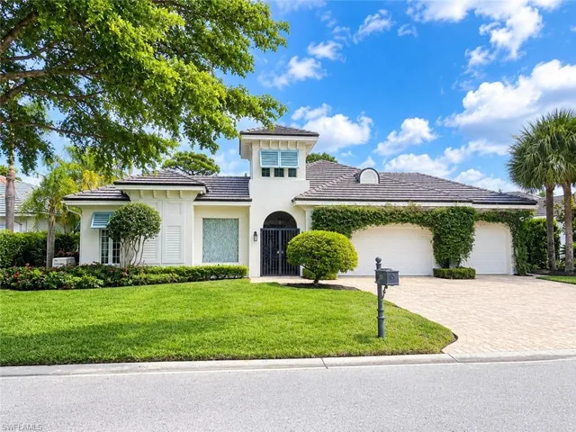 209 Charleston Ct, Naples, Florida 34110